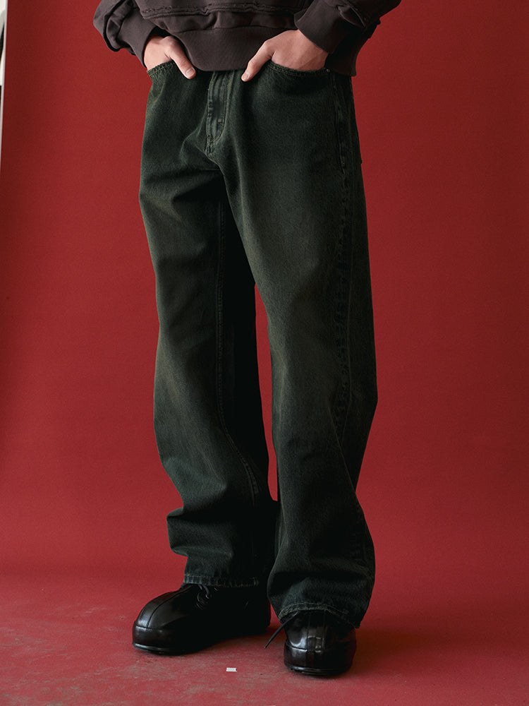 RECORDS INC. R01* Loose Straight-Leg Jean