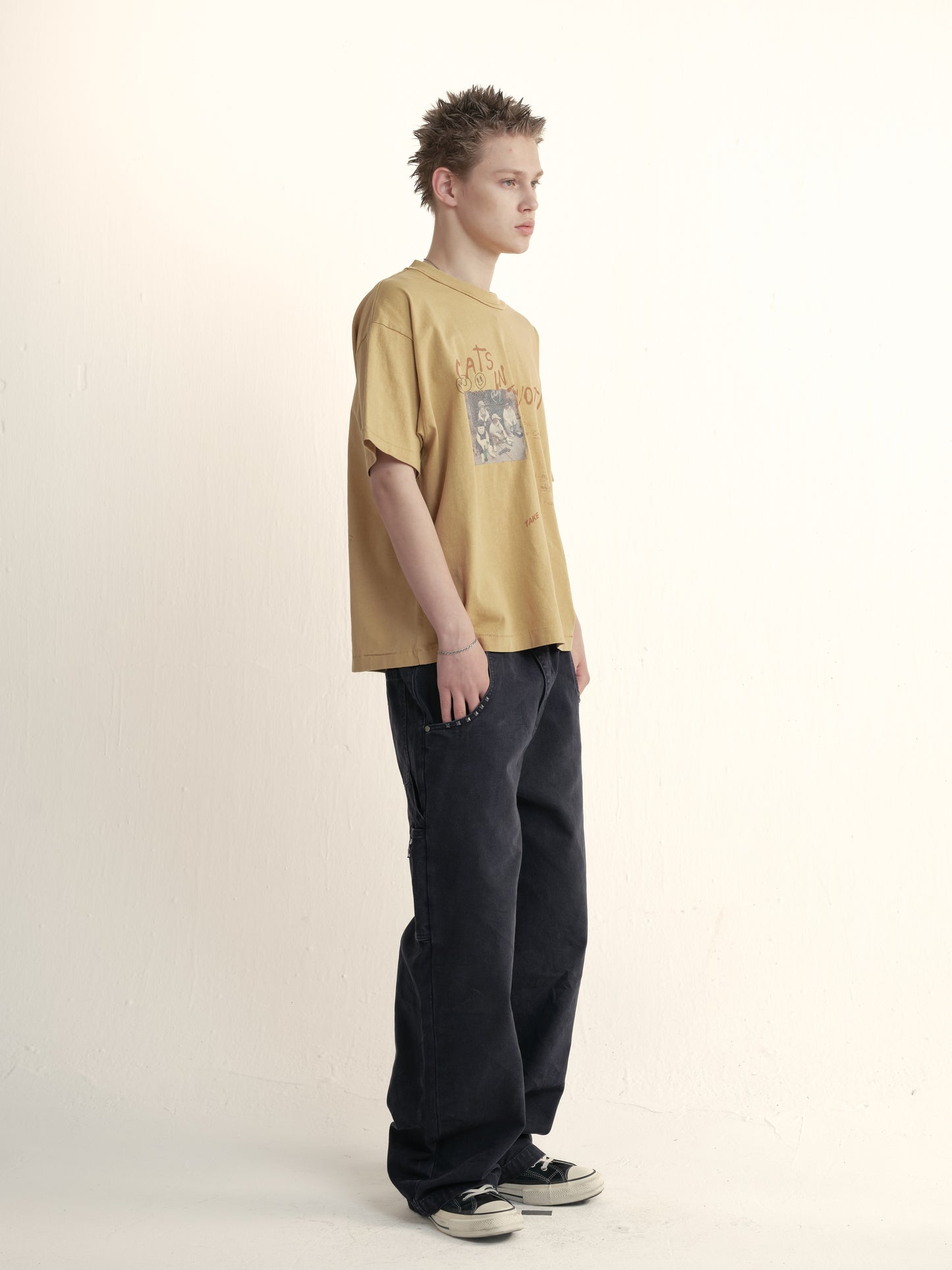 RECORDS INC. KITTY LOVER TEE