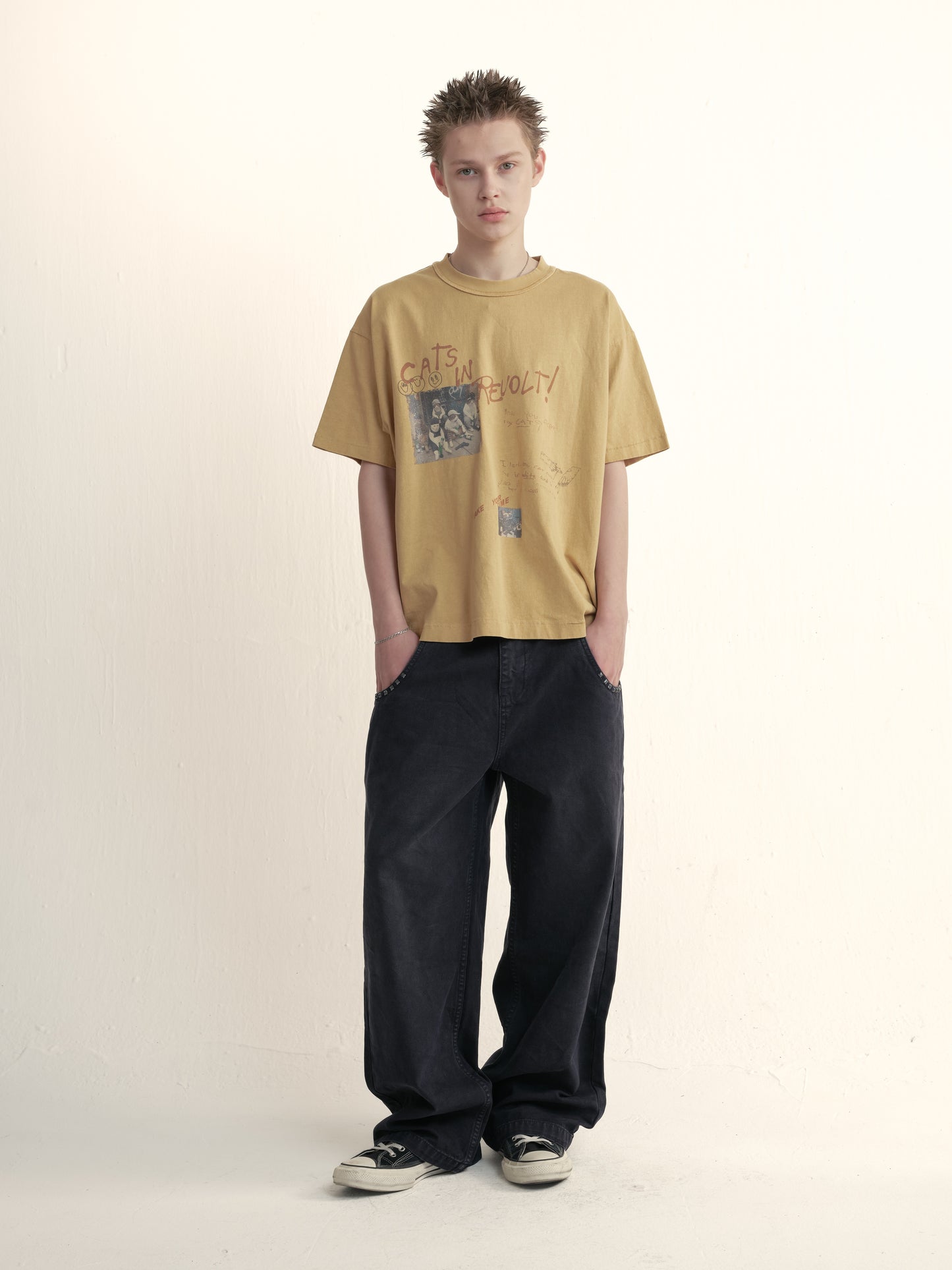 RECORDS INC. KITTY LOVER TEE