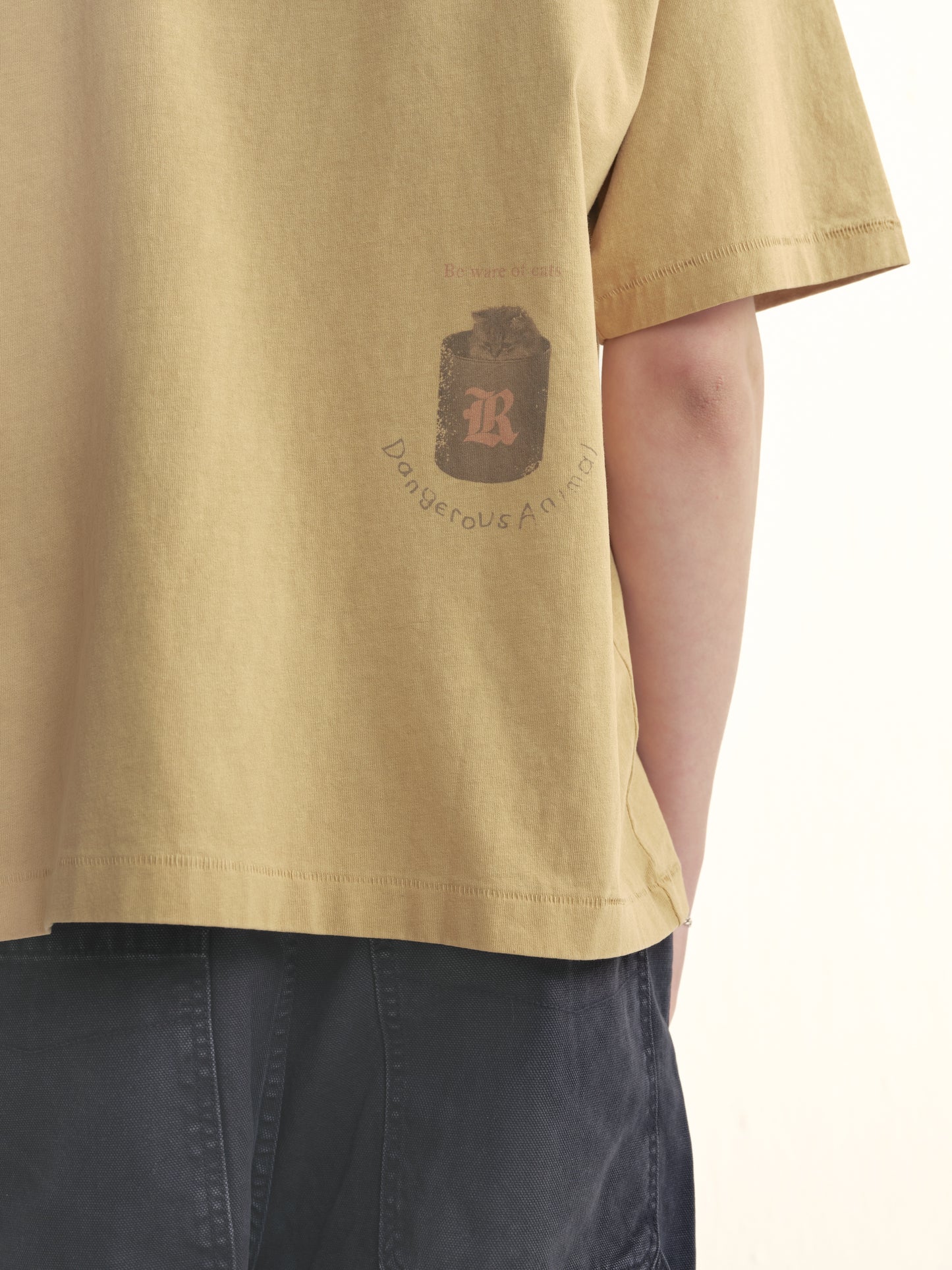 RECORDS INC. KITTY LOVER TEE