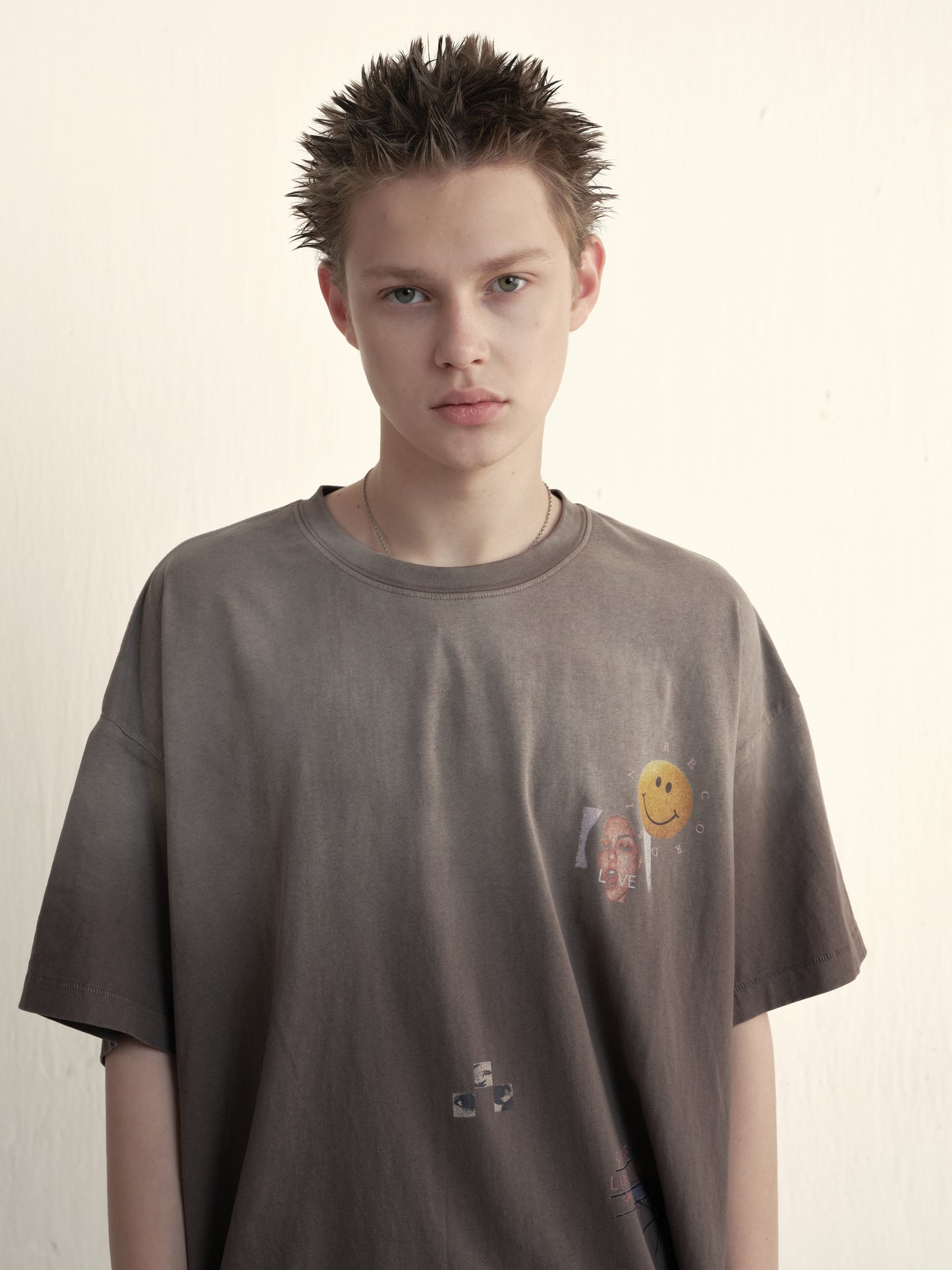RECORDS INC. SMILE TEE