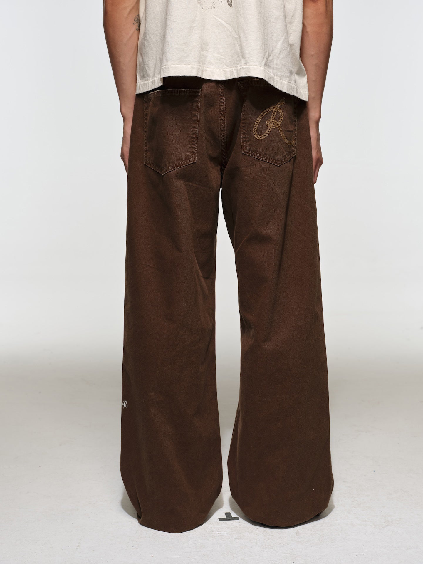 RECORDS INC. SLOUCHY JEANS